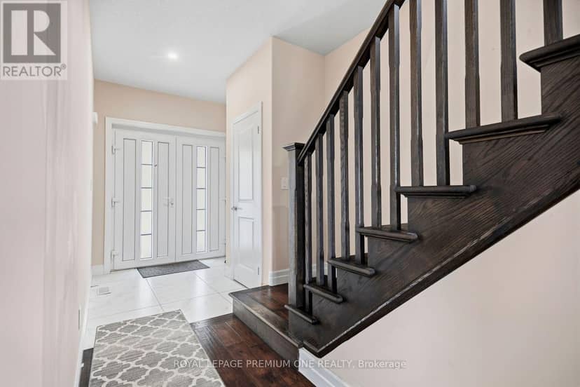 811 Cedarpark Way, London North, photo 6