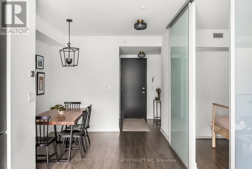 502 - 377 Madison Avenue — photo 18 of 24