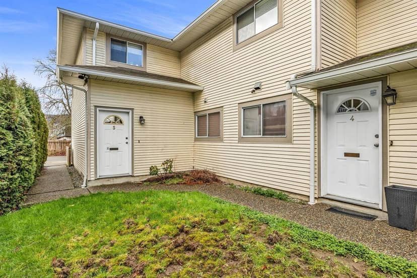 4 19690 56 AVENUE, Langley, photo 2