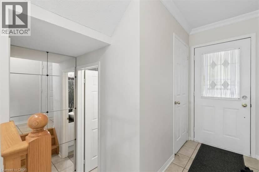 2524 LOGAN Avenue — photo 7 of 38