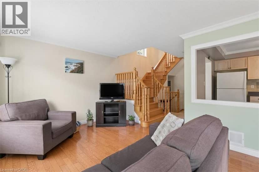 2524 LOGAN Avenue — photo 9 of 38