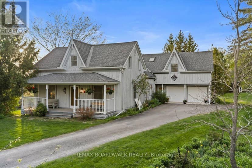 2464 Scrivens Drive, Ottawa