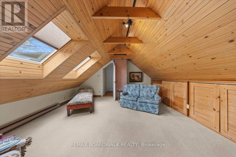 2464 Scrivens Drive — photo 25 of 40