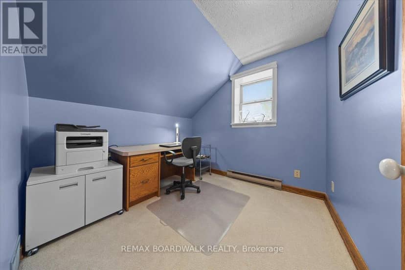 2464 Scrivens Drive — photo 27 of 40
