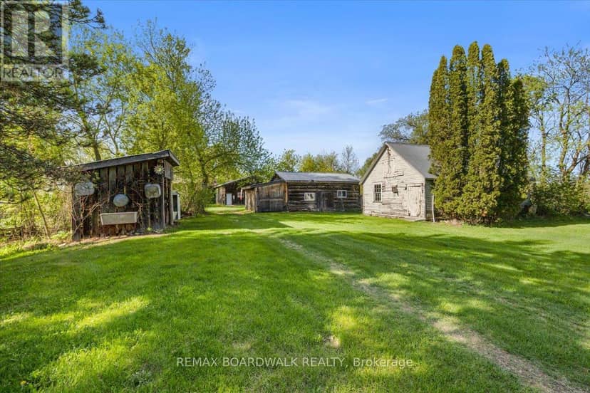 2464 Scrivens Drive — photo 39 of 40