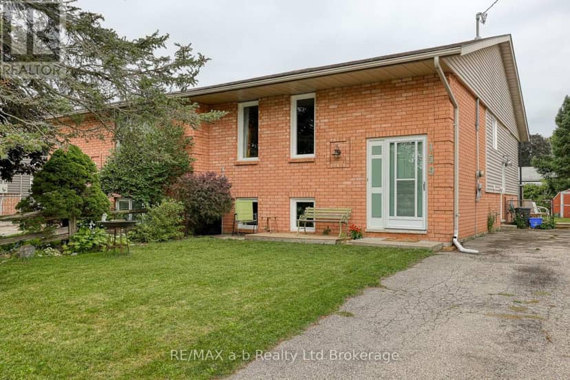 159 Carnegie Street, Ingersoll, photo 2