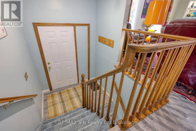 159 Carnegie Street — photo 28 of 36