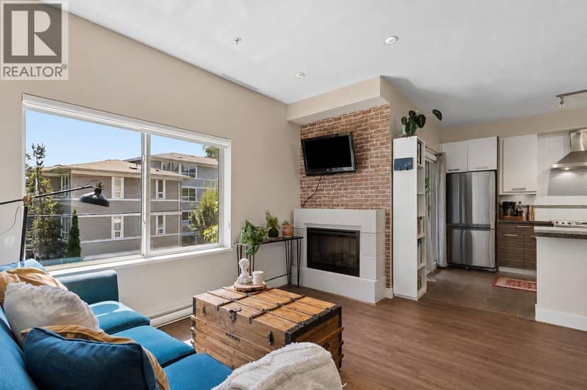 206 1273 MARINE DRIVE, North Vancouver