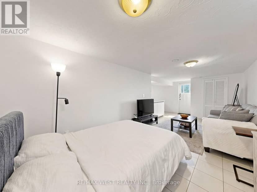 941 Willowdale Avenue — photo 34 of 40