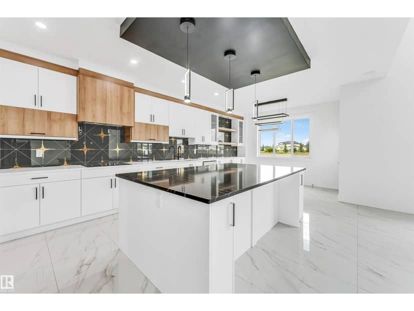 2322 63 AV — photo 18 of 40
