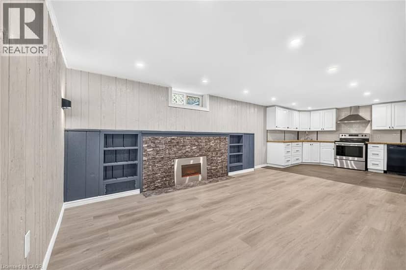 96 FIELDING Crescent — photo 29 of 40