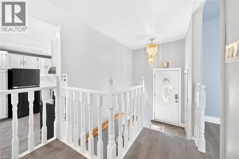 96 FIELDING Crescent, Hamilton, photo 2