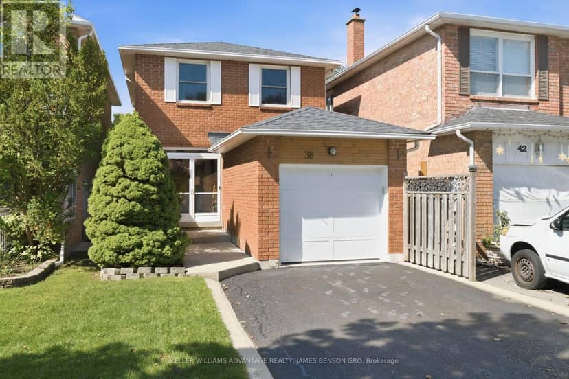 38 White Boulevard — photo 2 of 40