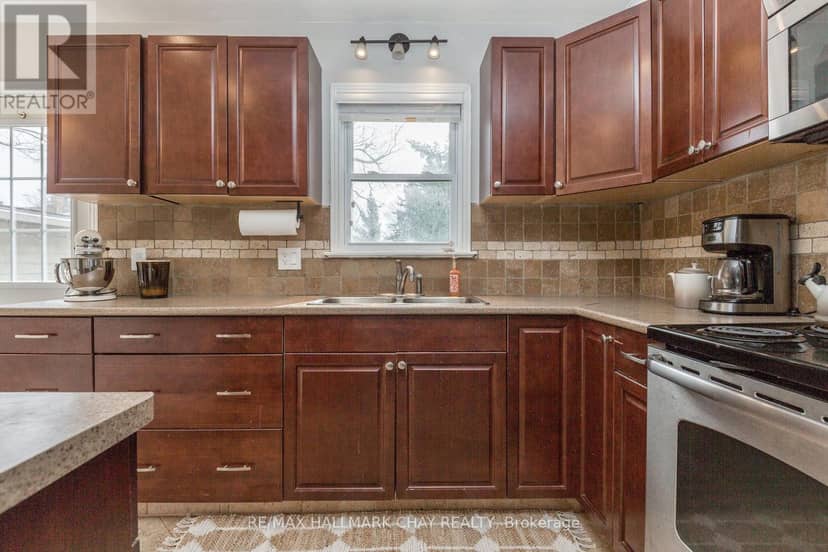 177 Duckworth Street — photo 11 of 40