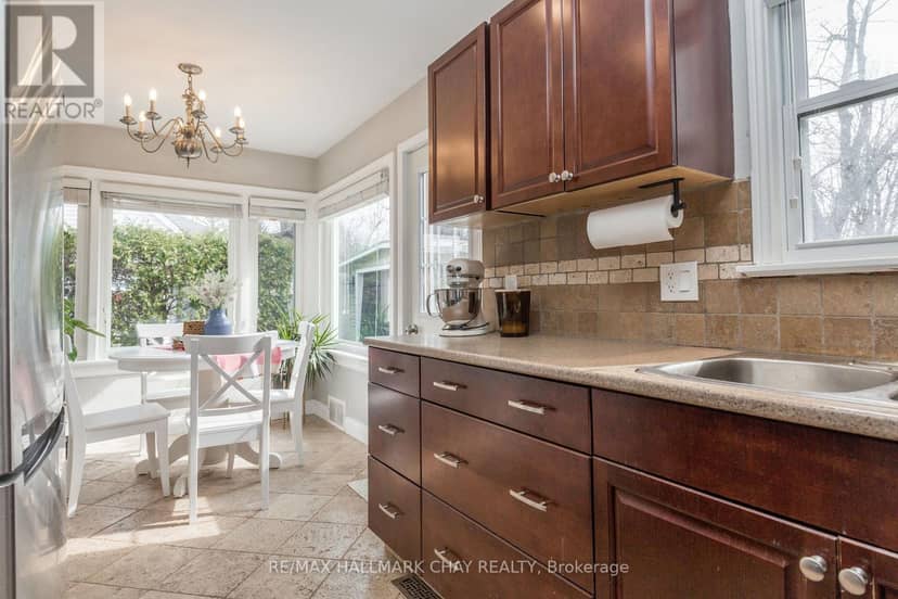 177 Duckworth Street — photo 12 of 40