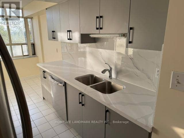 305 - 30 Malta Avenue — photo 16 of 33