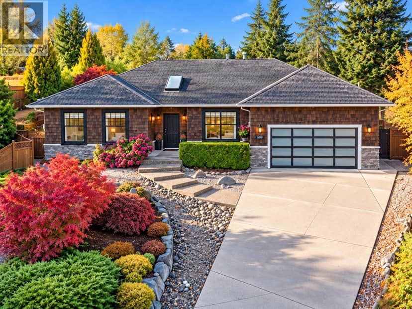 6161 HIGHMOOR PLACE, Sechelt