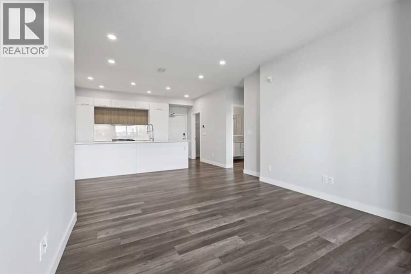 317, 255 Les Jardins Park SE, Calgary, photo 5
