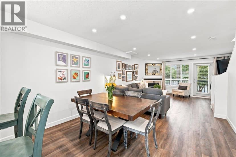 29 4787 57 STREET, Delta, photo 3