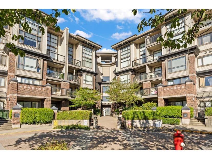 432 10838 CITY PKWY DRIVE, Surrey, photo 2