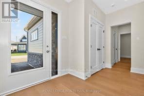 10 Magazine Street, Penetanguishene, photo 5