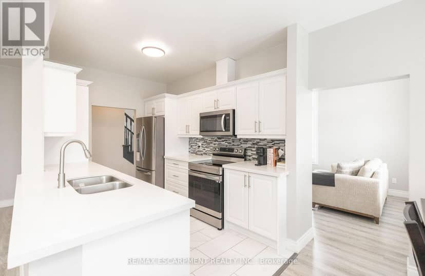 73 Appleblossom Drive — photo 10 of 29