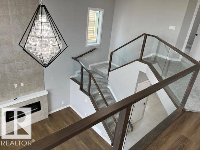 3810 46 AV — photo 13 of 38