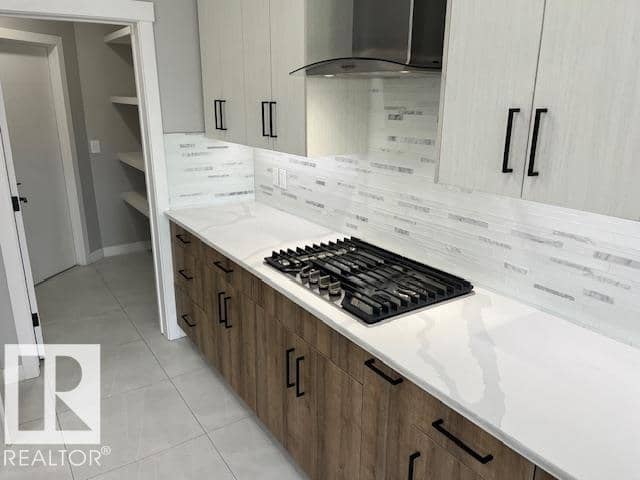 3810 46 AV — photo 9 of 38
