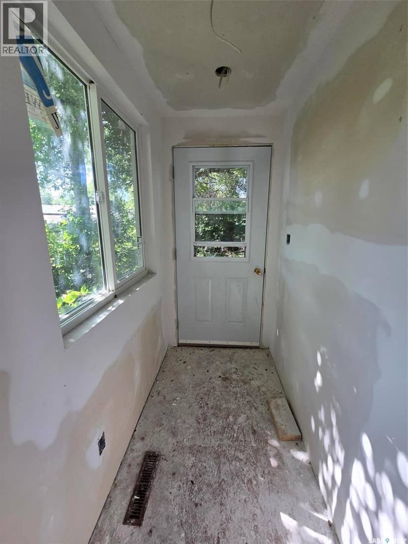 222 1st AVENUE W — photo 19 of 32