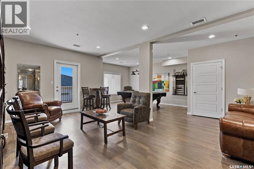 209 4501 Child AVENUE — photo 14 of 40