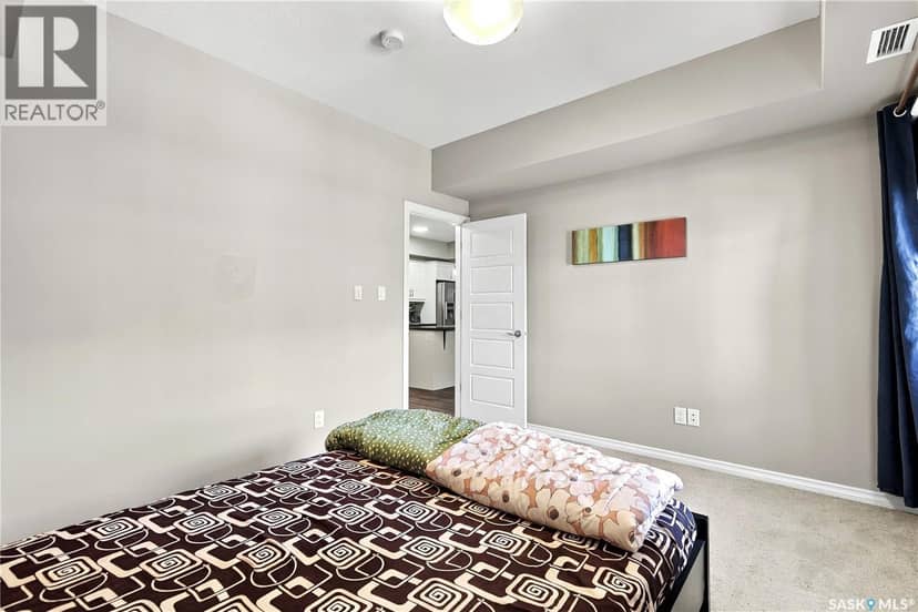 209 4501 Child AVENUE — photo 32 of 40