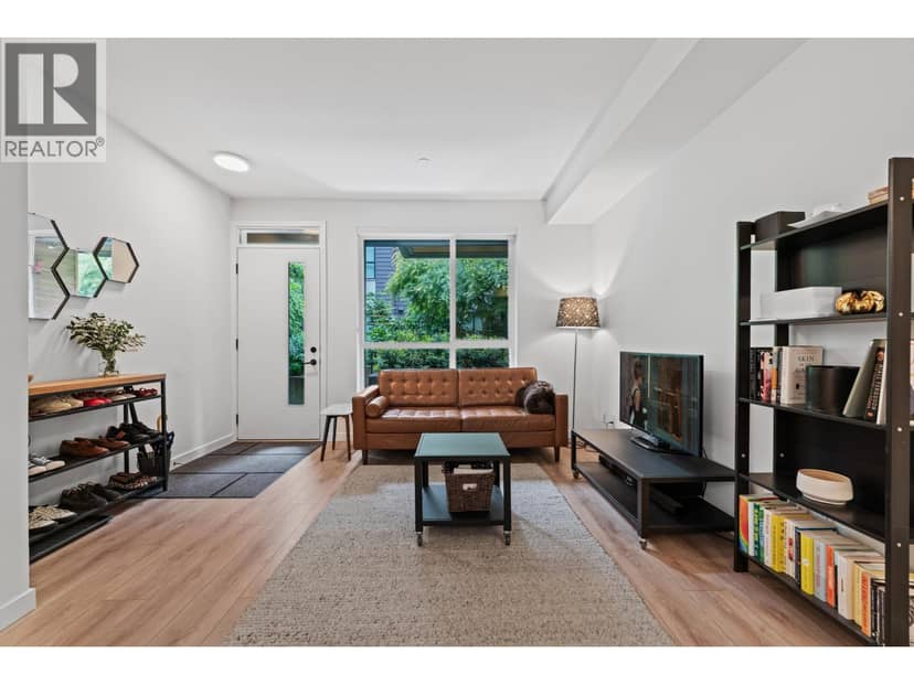 29 533 E 3RD STREET, North Vancouver, photo 4