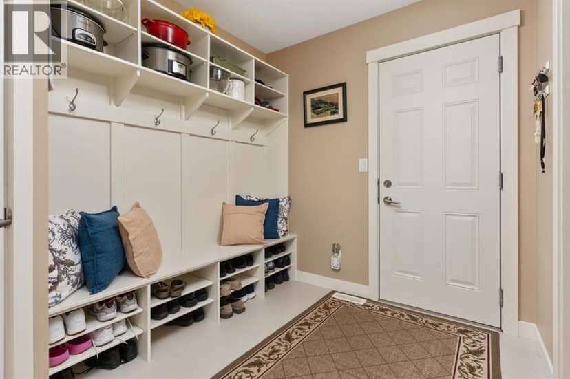 2607 63 Street — photo 12 of 40