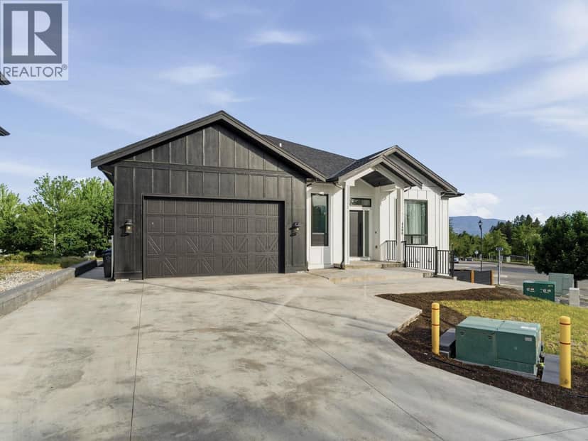 5300 Hedeman Court, Kelowna