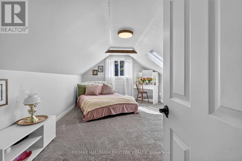260 - 8018 Taits Beach Road — photo 16 of 40