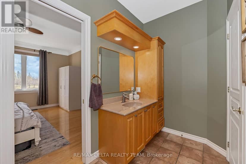 3782 Etienne Road — photo 19 of 40