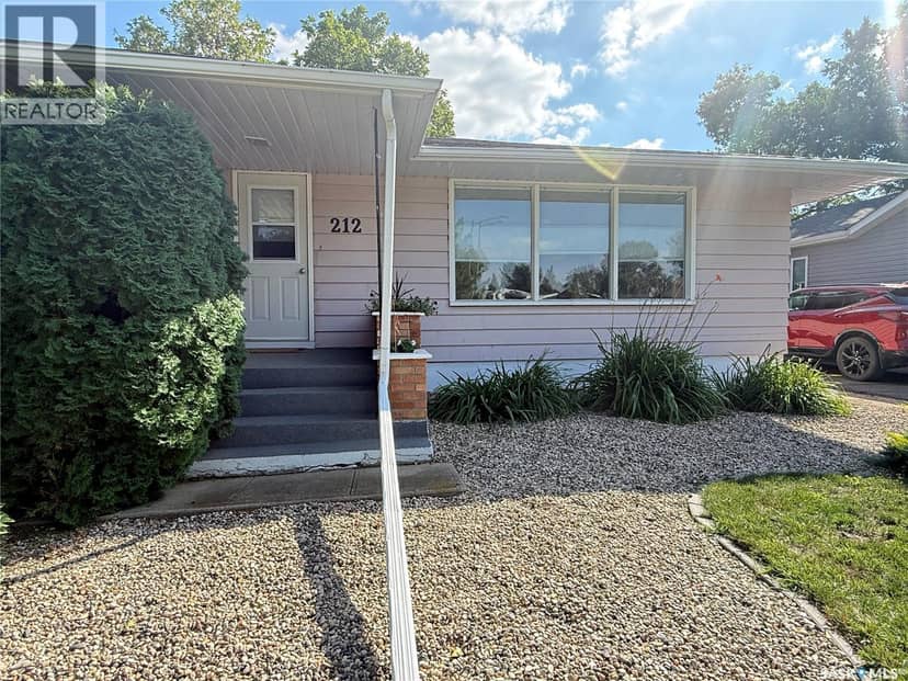 212 Ash DRIVE, Weyburn, photo 3