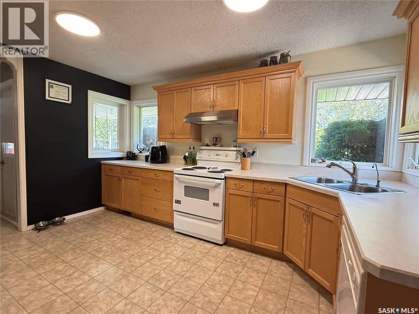 212 Ash DRIVE, Weyburn, photo 6