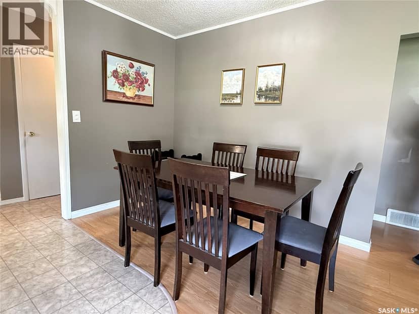 212 Ash DRIVE, Weyburn, photo 8