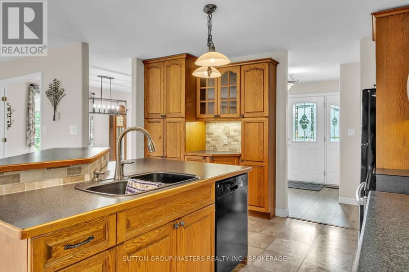 316 Academy Street — photo 32 of 40