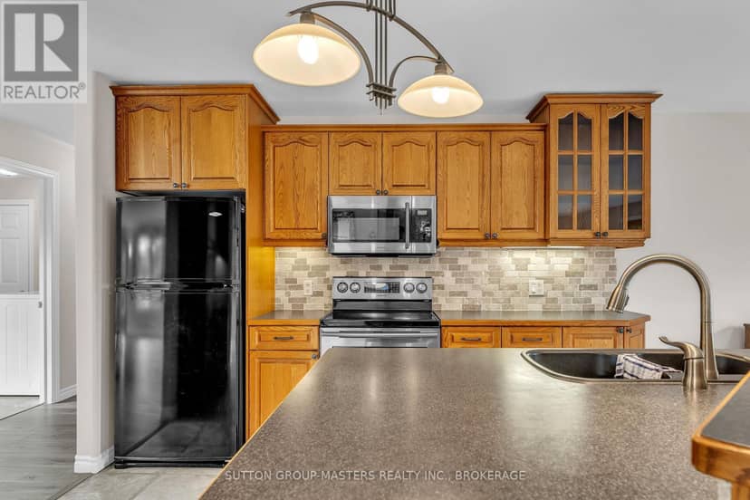 316 Academy Street — photo 35 of 40