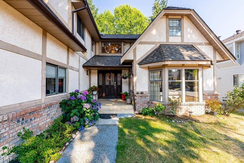 9884 158A STREET, Surrey, photo 3