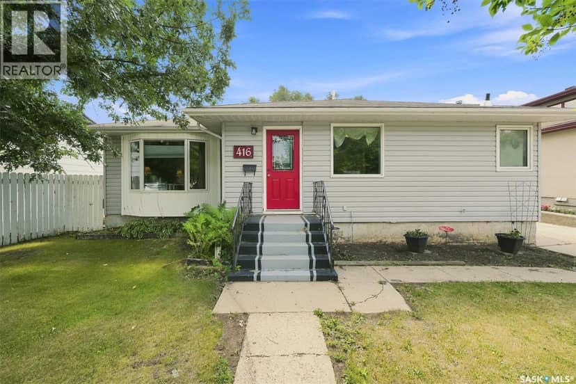 416 Willow STREET E — photo 1 of 40