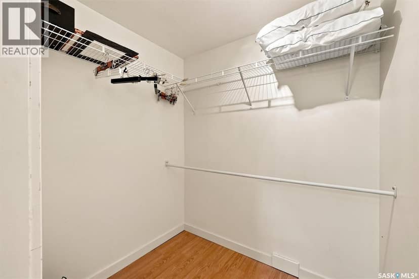 416 Willow STREET E — photo 33 of 40
