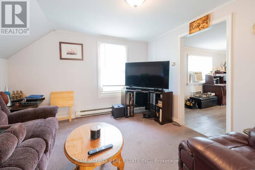 187 Erie Street — photo 27 of 28