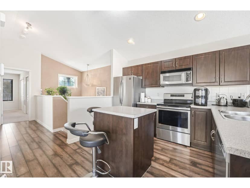 11644 167A AV NW — photo 33 of 40