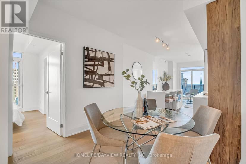 2807 - 89 Church Street — photo 3 of 40