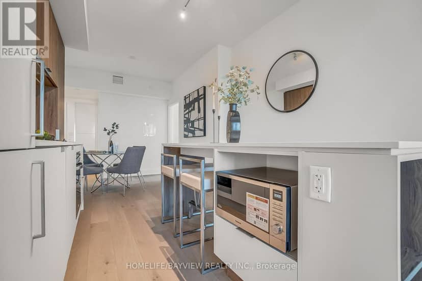 2807 - 89 Church Street — photo 9 of 40