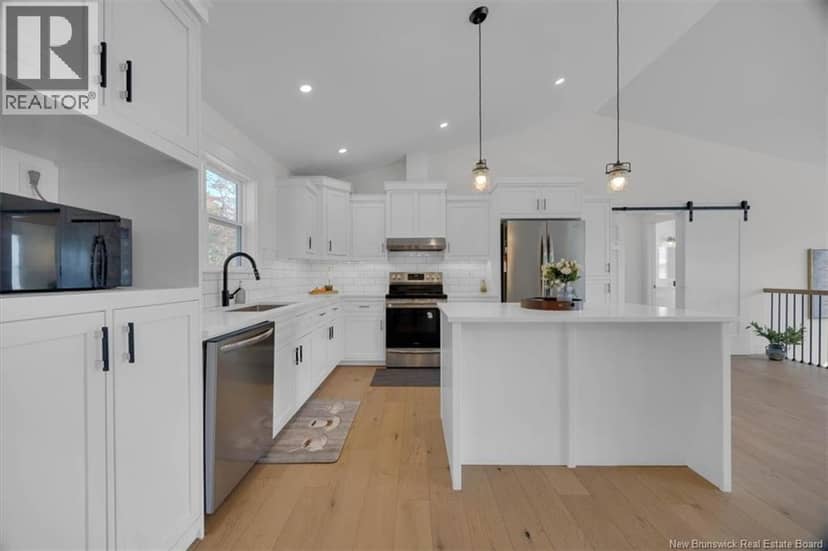104 Montana Drive — photo 11 of 39
