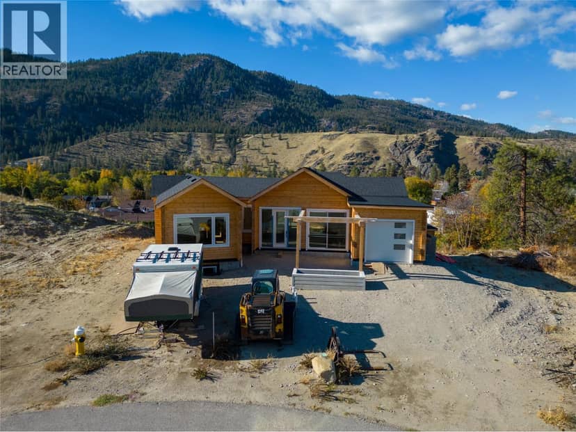 4850 Bassett Avenue, Okanagan Falls